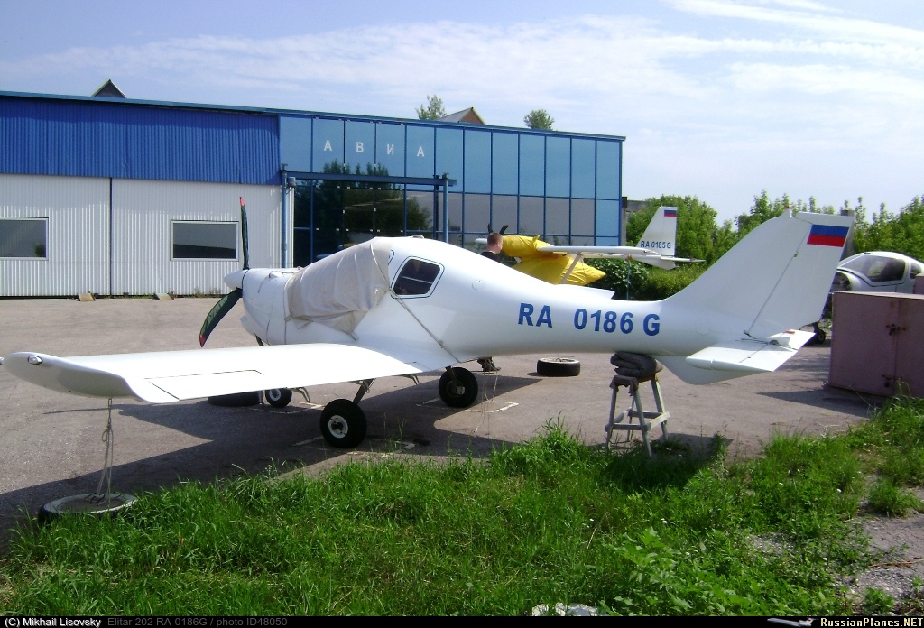 048050.jpg
