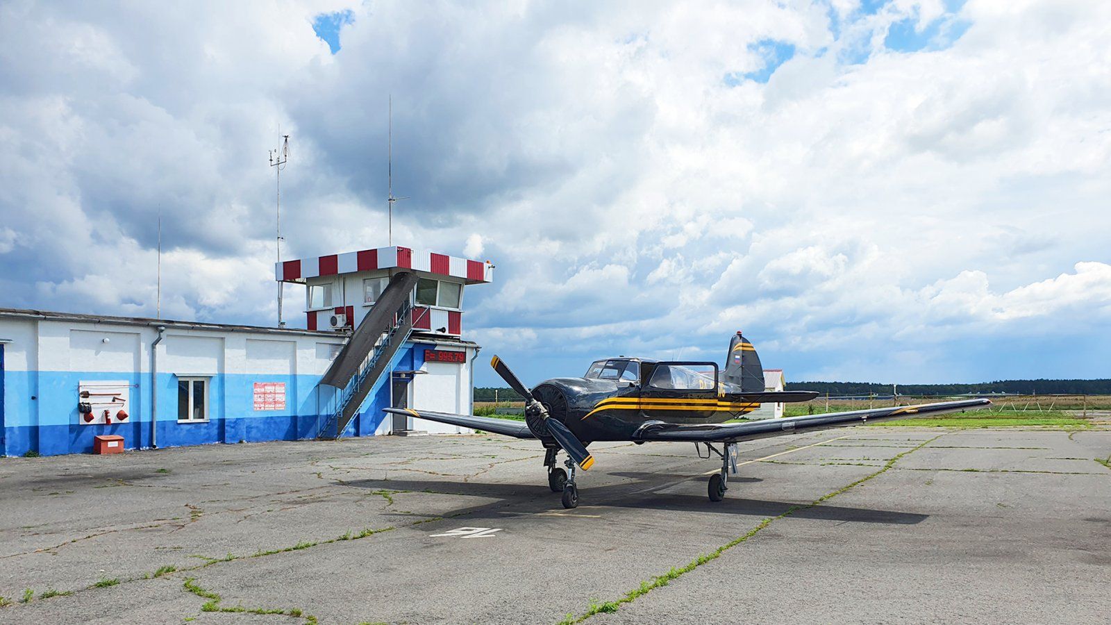 Аэродром01.jpg Аэродром01.jpg