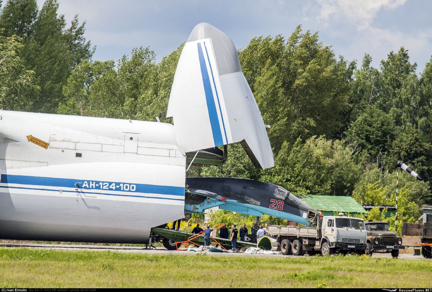 Ан-124.jpg