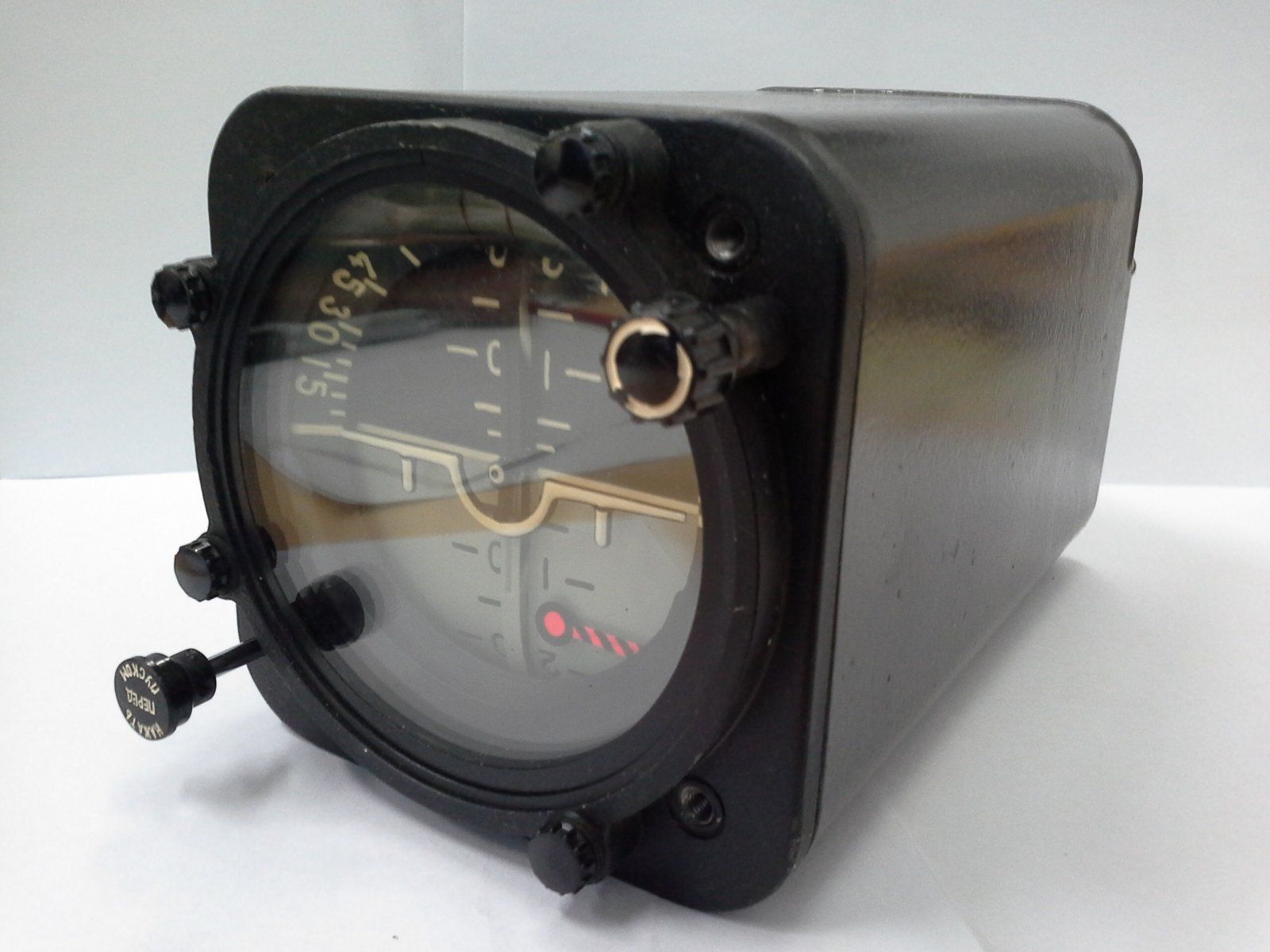 Авиагоризонт АГБ-3К_2.jpg