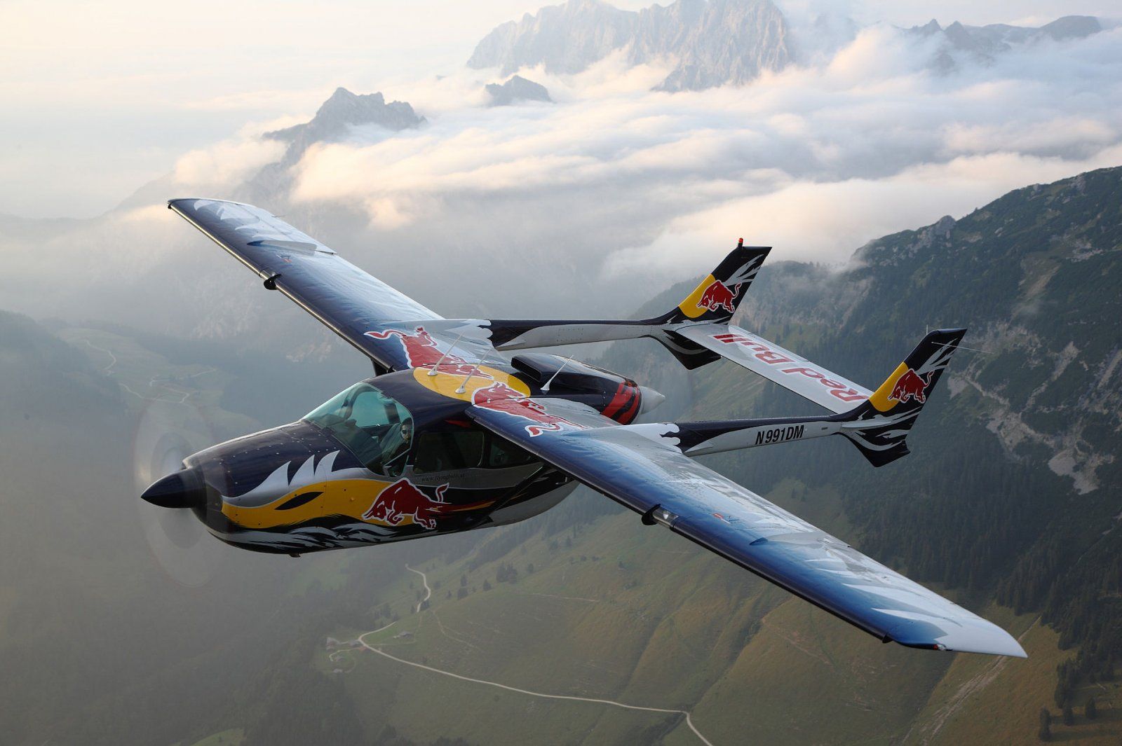 C-337 Sky master.jpg