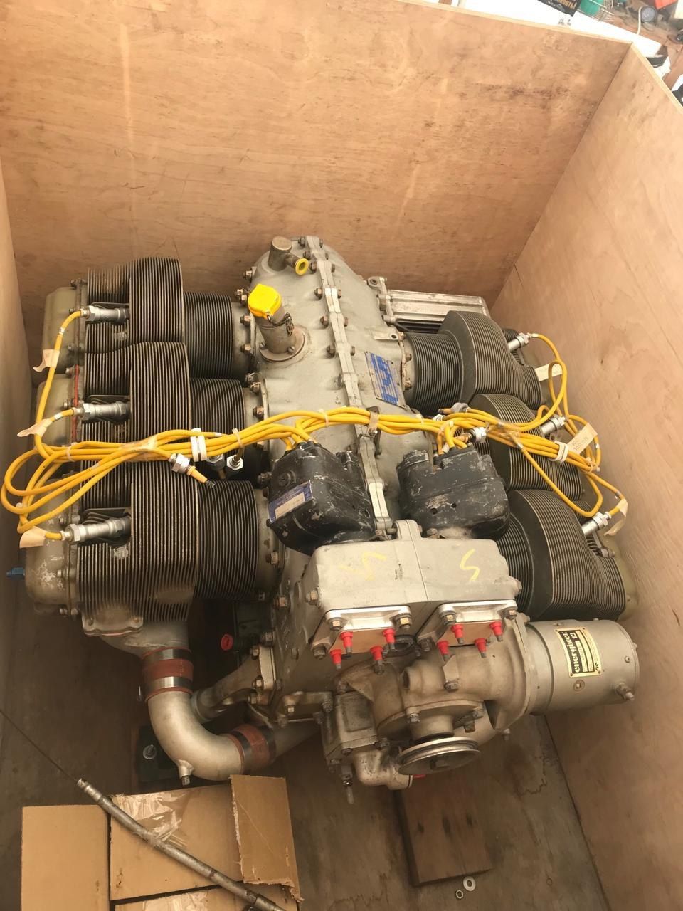 двиг о-470R C-182.jpg двиг о-470R C-182.jpg