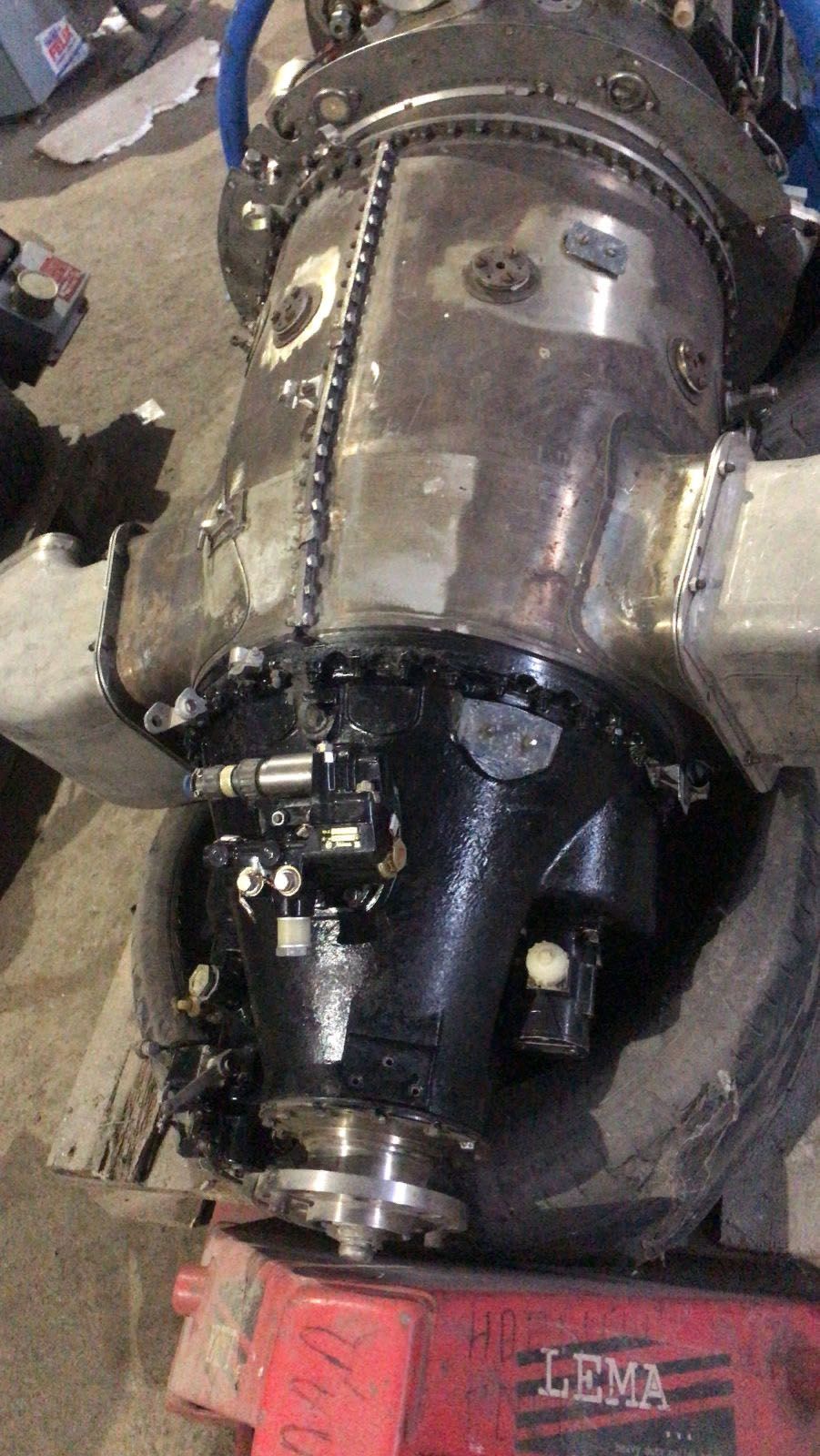 Двигатель 04.jpg