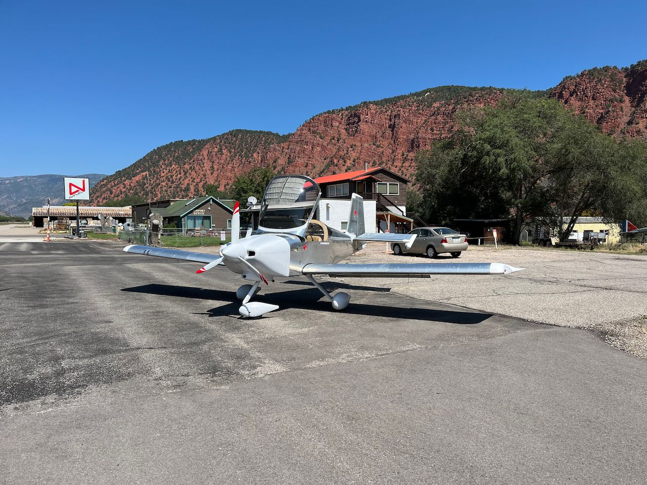 Glenwood Springs airport Colorado - 1 (1).jpeg