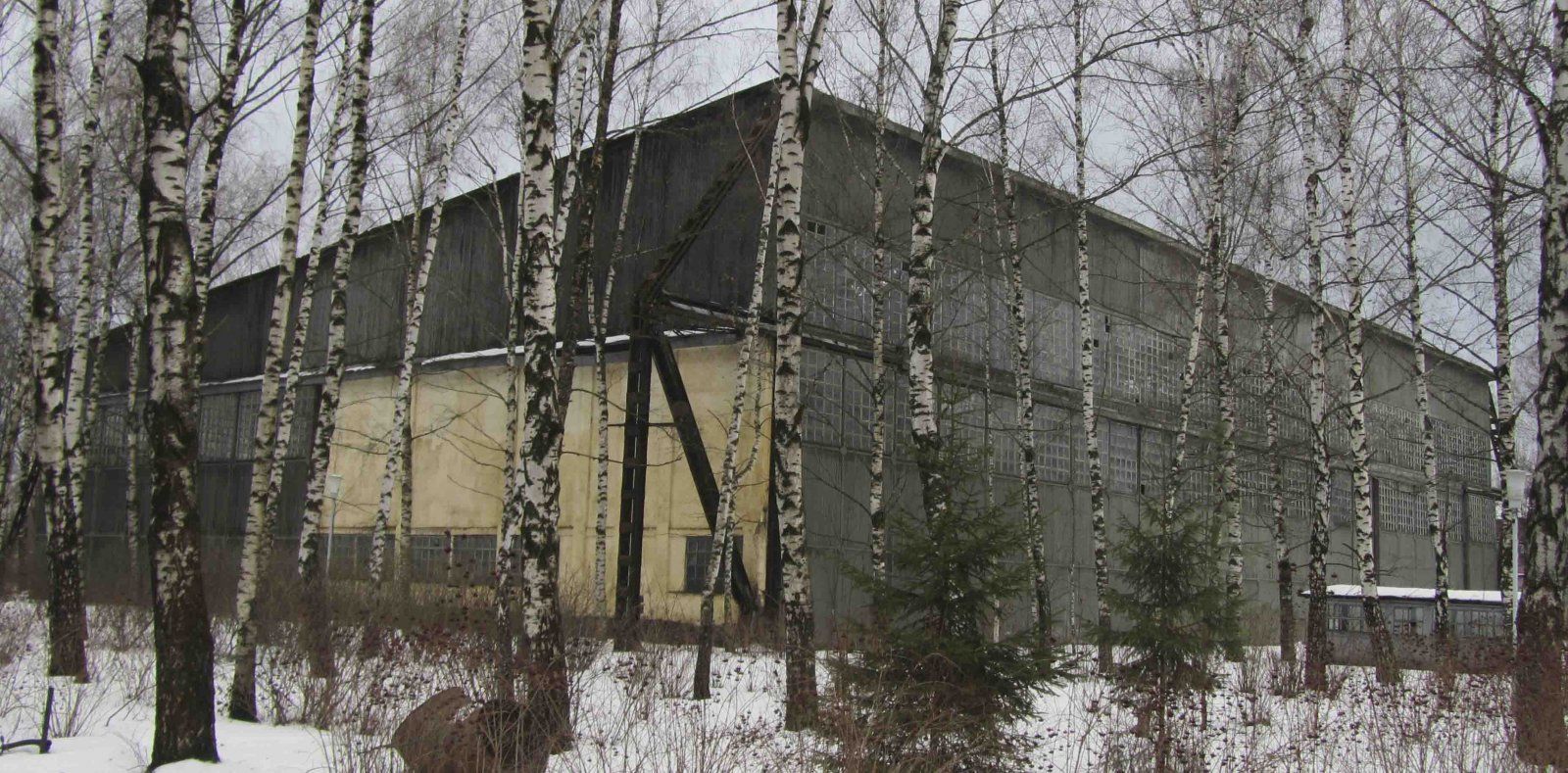 Hangar for sale 3.JPG