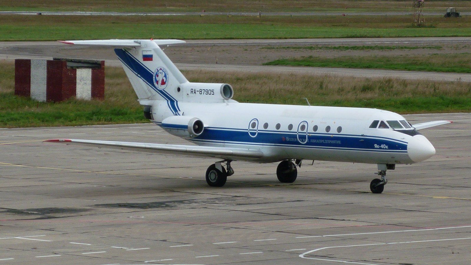 Як-40 7.JPG