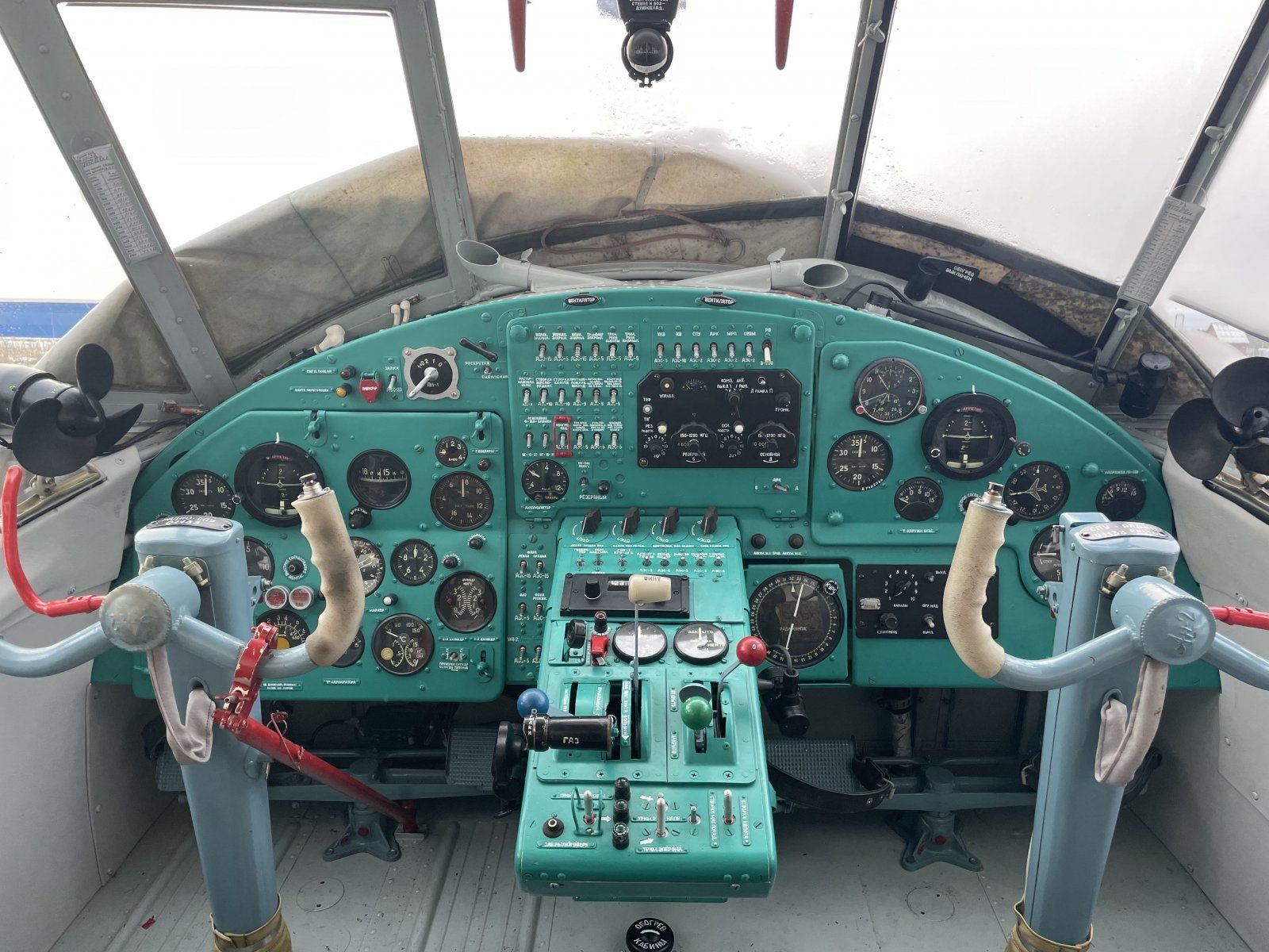 кабина.jpg кабина.jpg