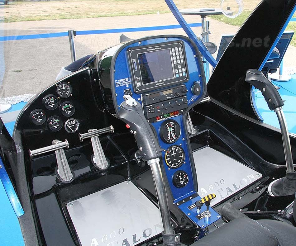 кабина вертолет.jpg кабина вертолет.jpg