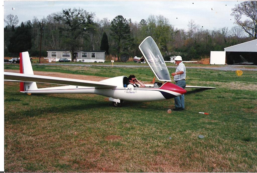 Lak-12 002 (Large).jpg