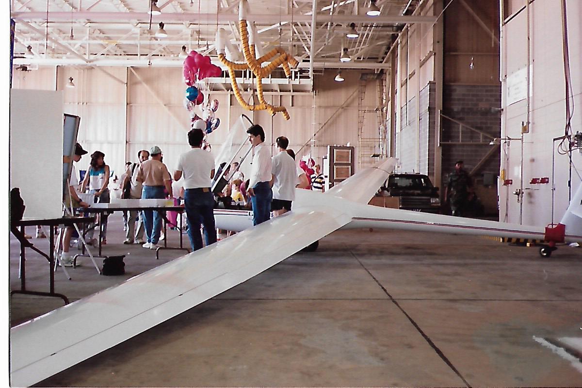 Лак-12 на выставке(1).jpg