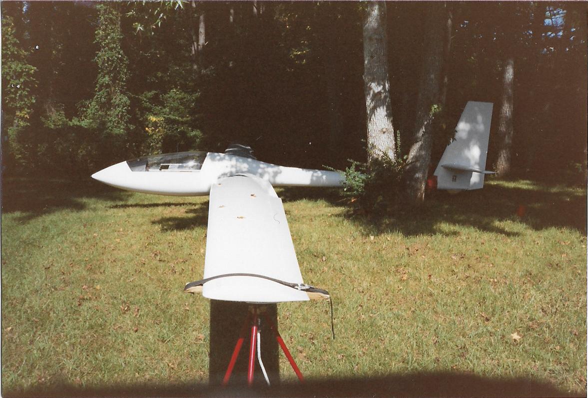 Лак-12 на заднем дворе дома(2).jpg