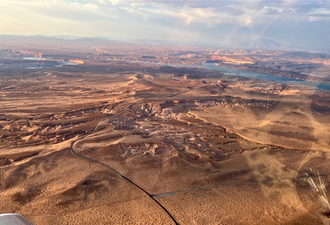 Lake Powell hike - 1.jpeg