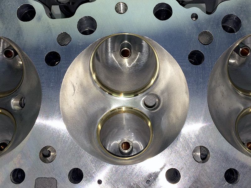porting-m2000-race-head-combustion-chamber.jpg