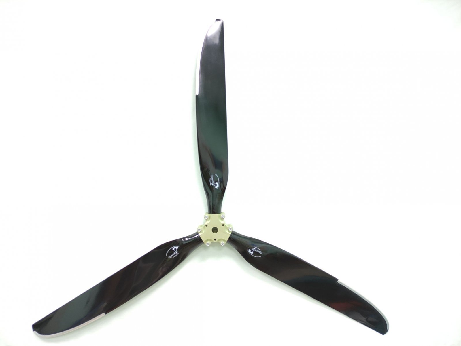 propeller-perestavnik-dlya-aerolodki-c-81.jpg