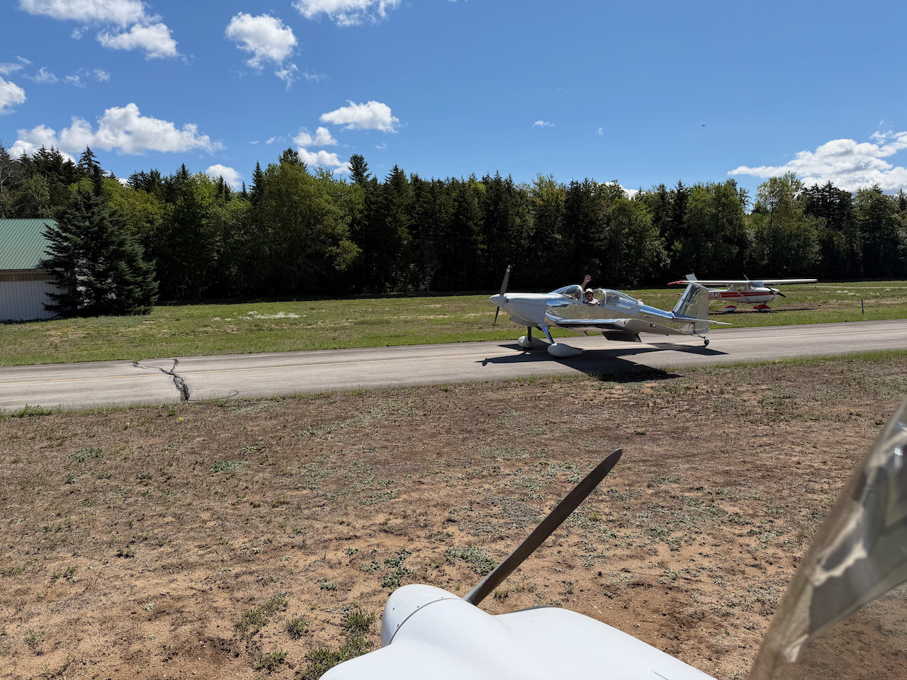 пустой аэродром - 1 (1).jpeg