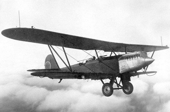 r-5-sovetskij-mnogocelevoj-samolet-1930-h-godov.jpg