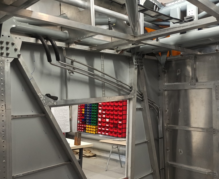 Самолёт Горыныч 1002.jpg