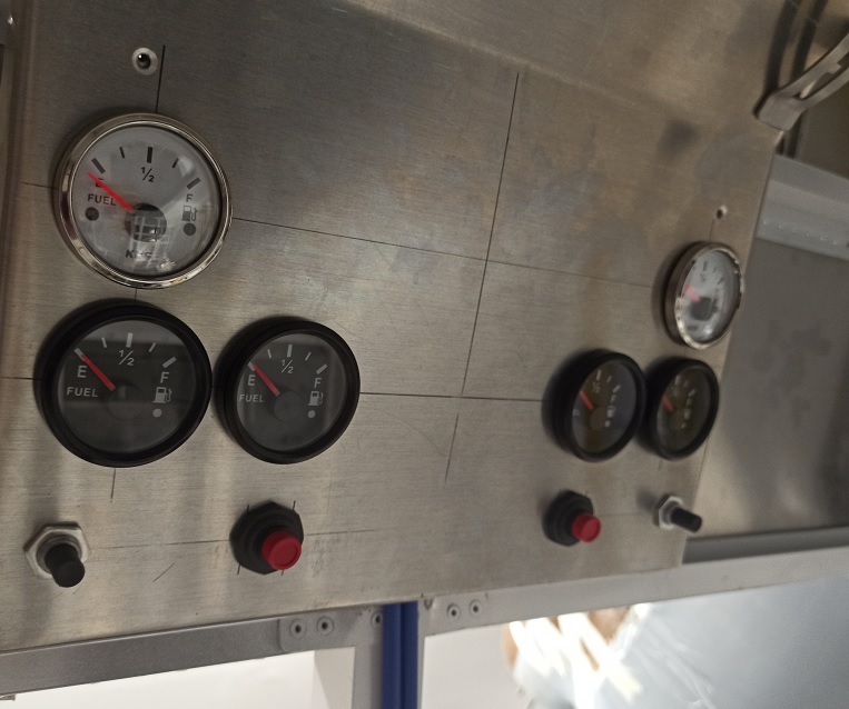 Самолёт Горыныч 1004.jpg