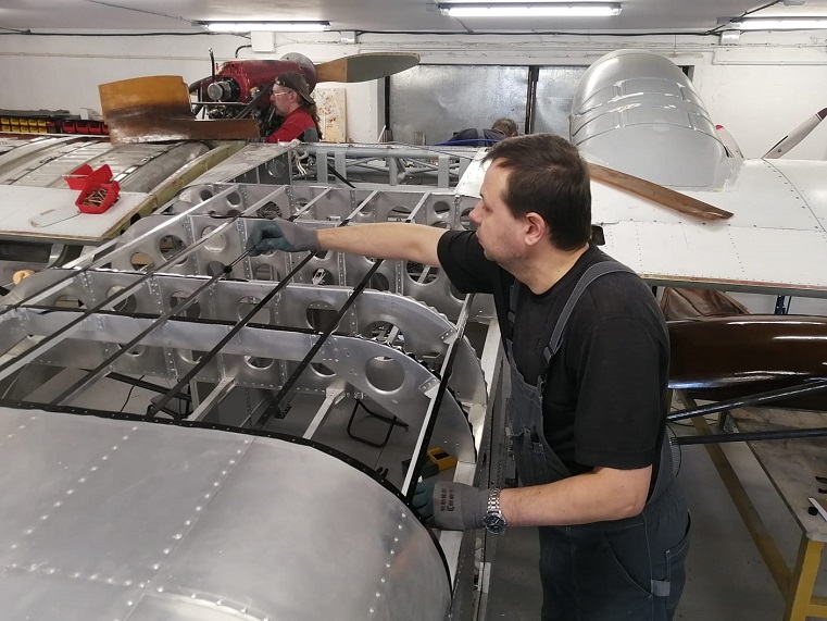 Самолёт Горыныч 1036.jpg