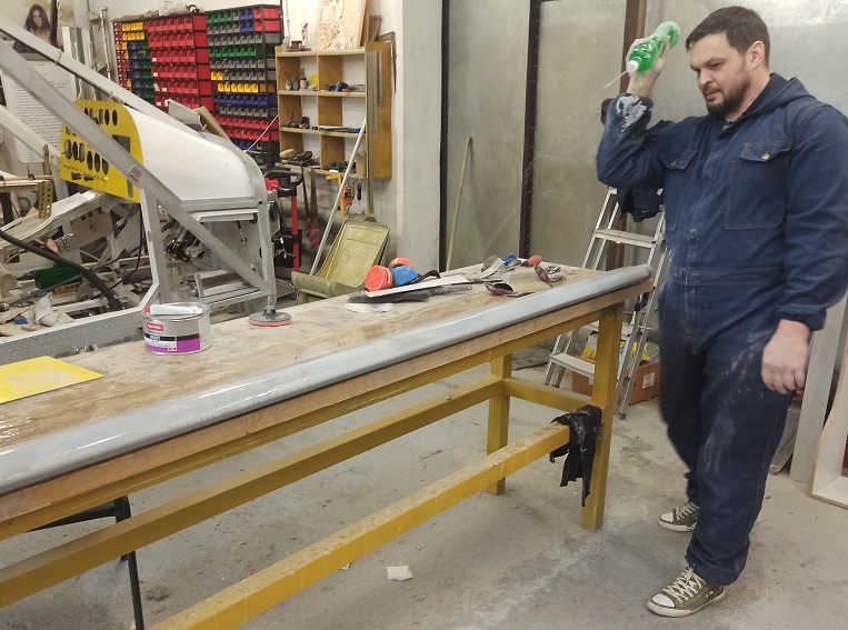 Самолёт Горыныч 1065.jpg