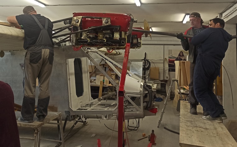 Самолёт Горыныч 1098.jpg