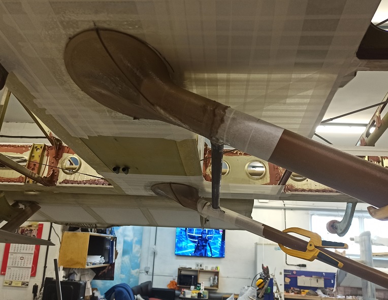 Самолёт Горыныч 1122.jpg