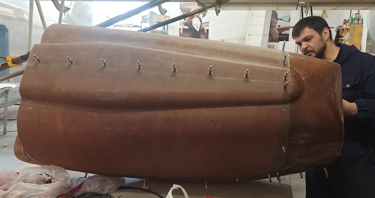 Самолёт Горыныч 1124.jpg