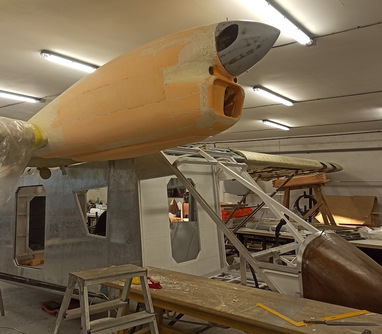 Самолёт Горыныч 900.jpg