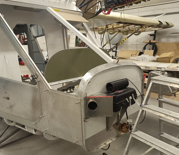 Самолёт Горыныч 946.jpg