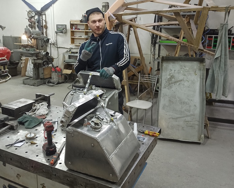 Самолёт Горыныч 998.jpg