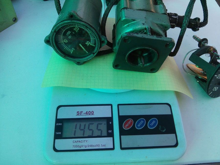 Указатель оборотов.jpg