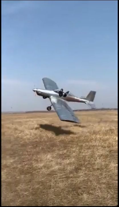 Ultracruiser low flight.jpg