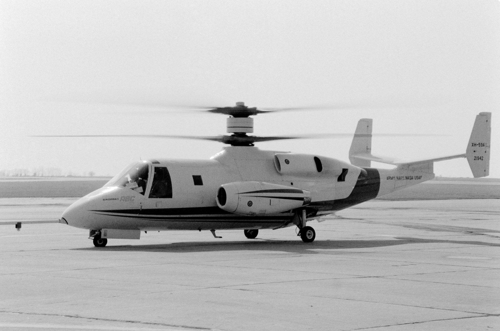XH-59A_helicopter_in_1981_(3).jpeg