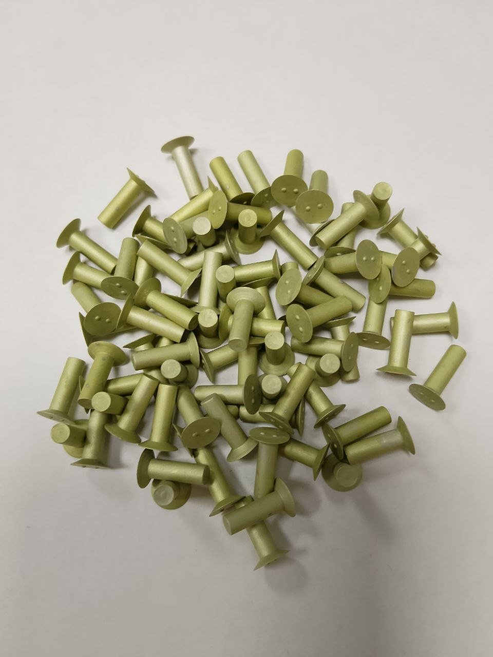 заклепка 34099.jpg