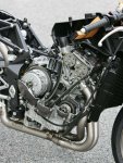 2007_Triumph_Daytona_675_Naked_Engine.jpg