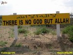 001UAE-There_is_no_god_but_allah.JPG