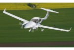 Diamond-hybrid-twin-motor-DA40.jpg