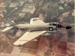 300px-McDonnell_F3H-2N_Demon_in_flight_in_1956.jpg
