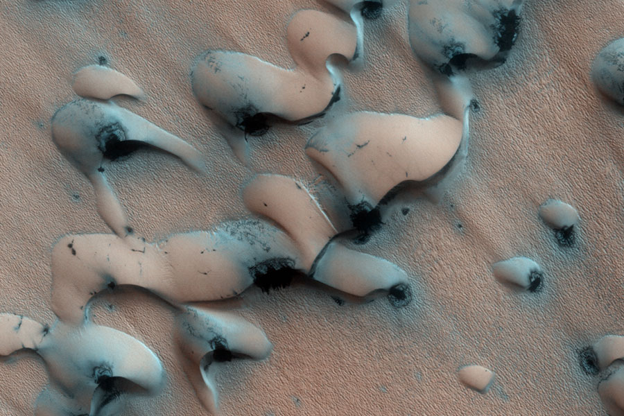 dunes2_hirise.jpg