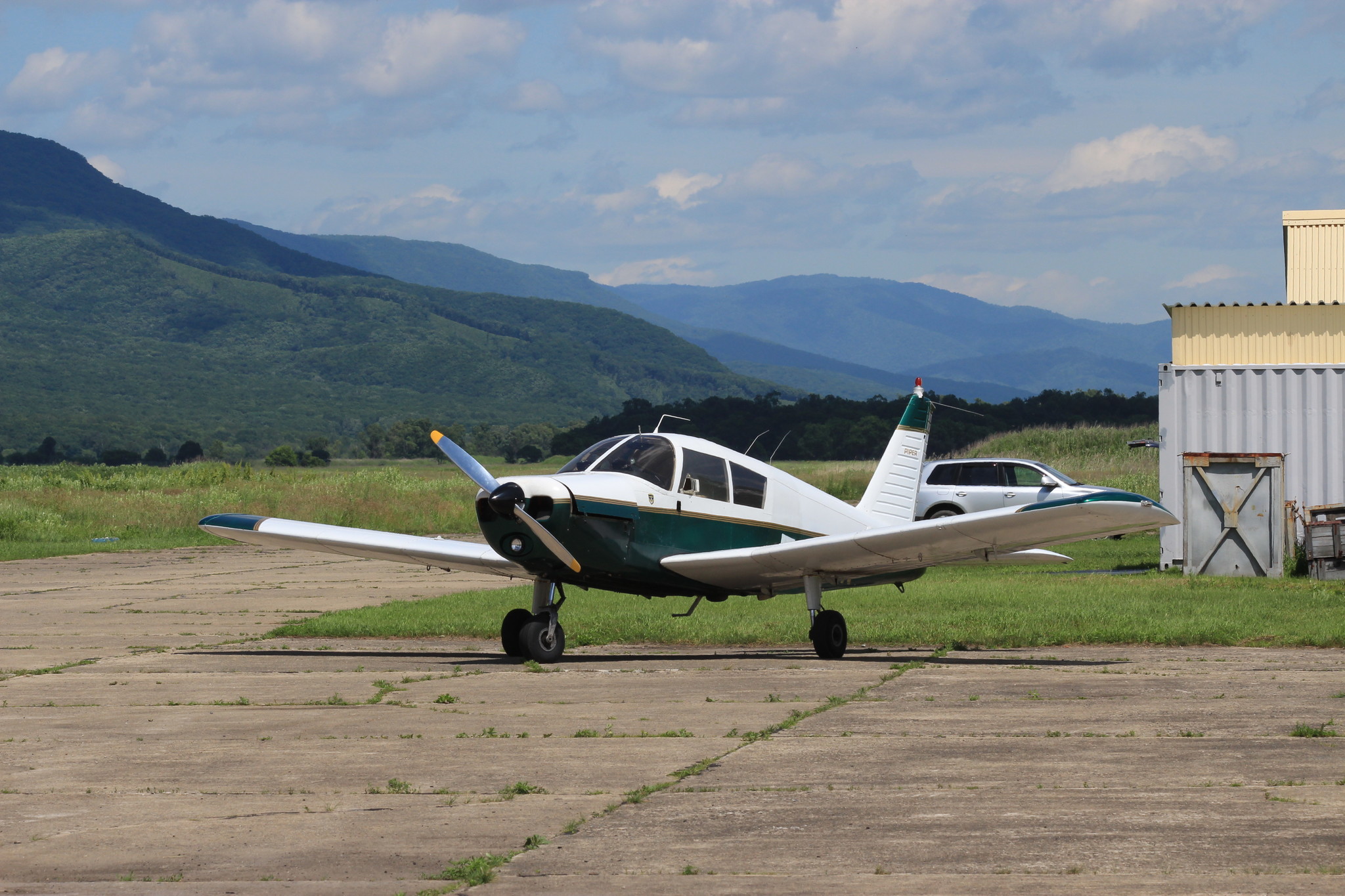 h-417.jpg