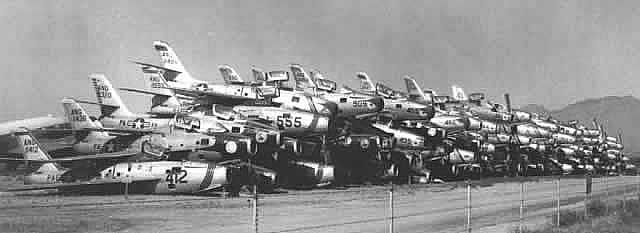 f84f-thunderstreaks-davis-monthan-amarg.jpg