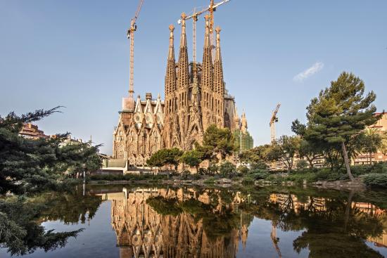 basilica-de-la-sagrada.jpg