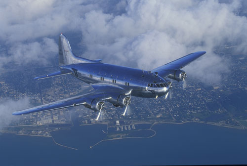 Boeing%20307%20-%20color%20pic.jpg