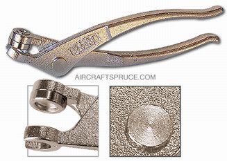 www.aircraftspruce.com