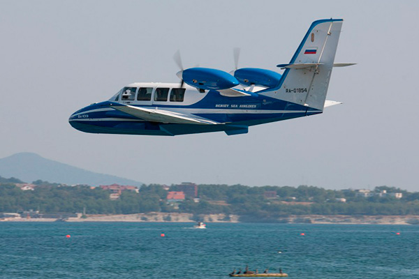 be-103-samoljot-amfibiya-04.jpg