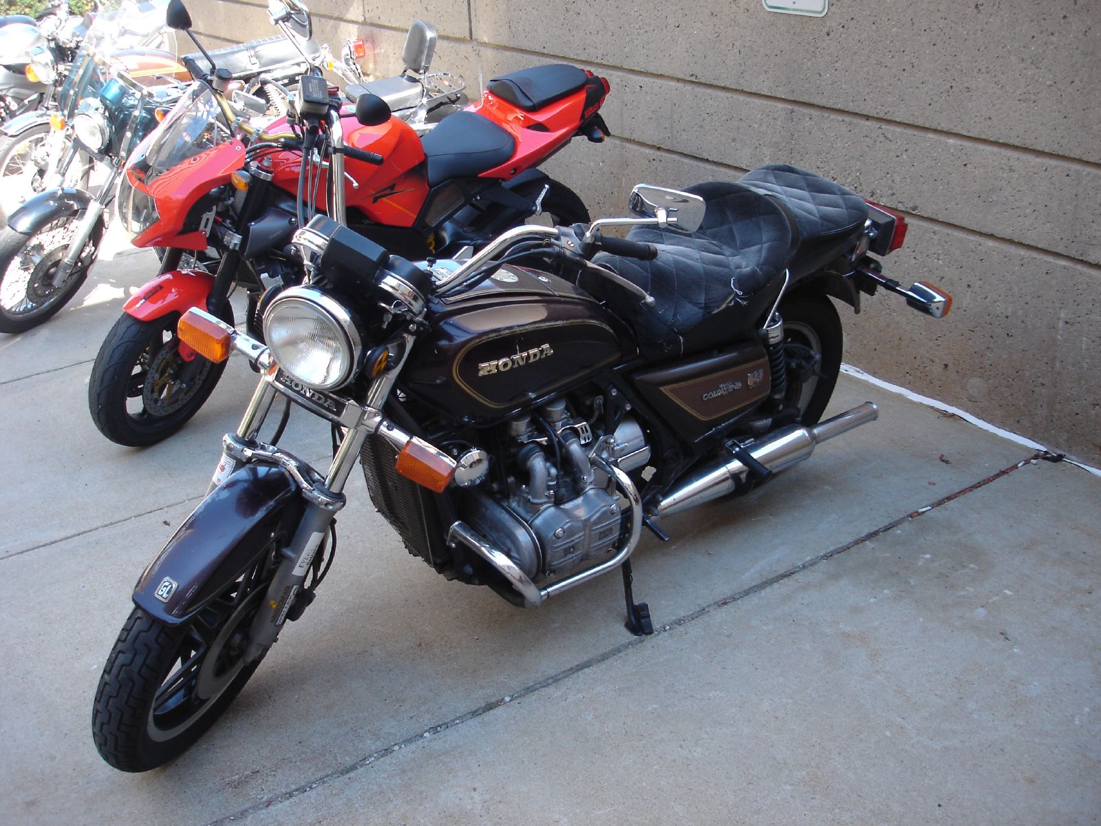 1980_Honda_Goldwing_GL.jpg