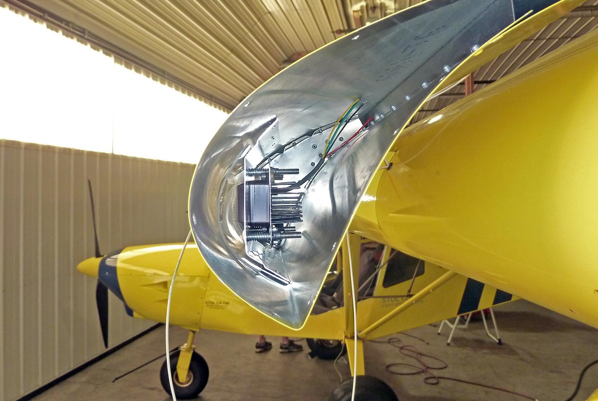 landing-light2.jpg